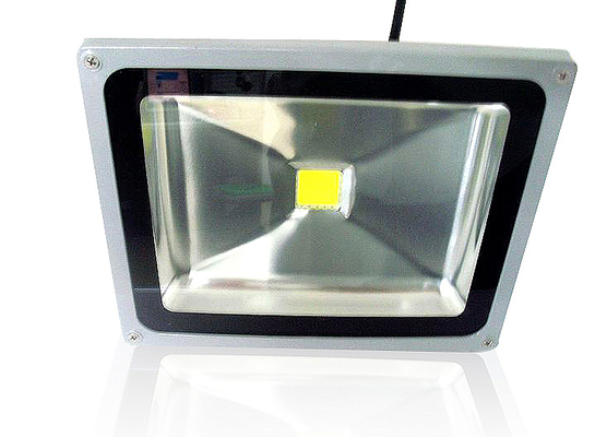 暖かい白色 2700 k - 3900K 10 w 120 度屋外 LED 洪水照明器具 130 × 100 × 110 mm